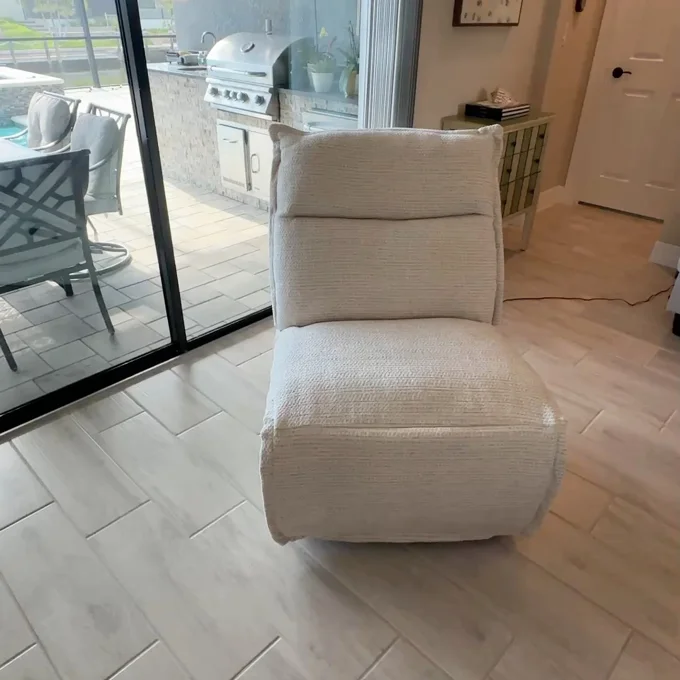 The Art of the Invisible Recline: How to Style an Armless Silhouette in Minimalist Spaces