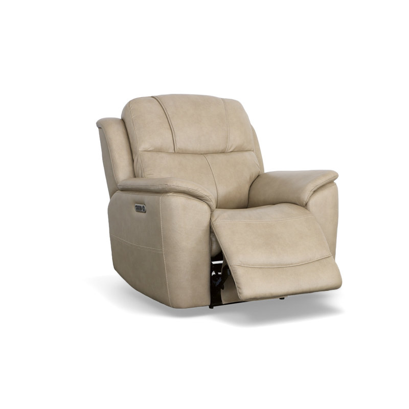 The Art of the Recliner: Styling Flexsteel’s Leather Armchair into High-Design Spaces
